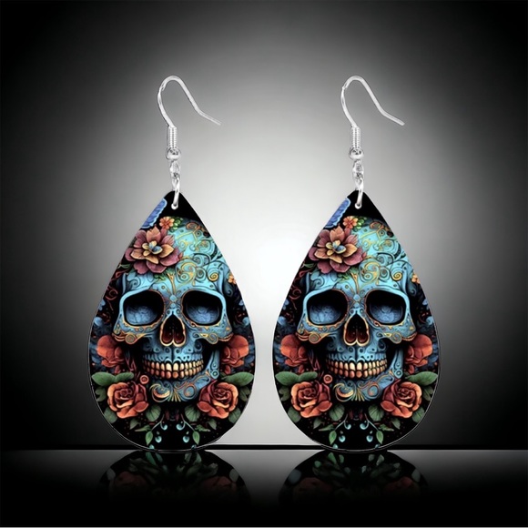 Gorgeous Blue Skull with‎ Flower Print Teardrop Dangle Halloween Earrings Gothic - Picture 1 of 11